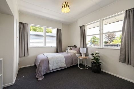 Photo of property in 30 Queen Street, Cambridge, 3434