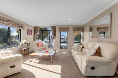 Photo of property in 9 Woodham Place, Rototuna North, Hamilton, 3210