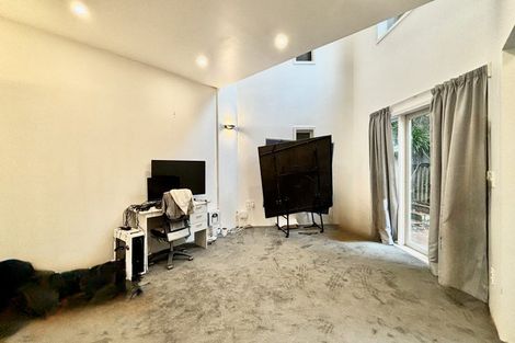 Photo of property in 9 Selkirk Way, Karori, Wellington, 6012