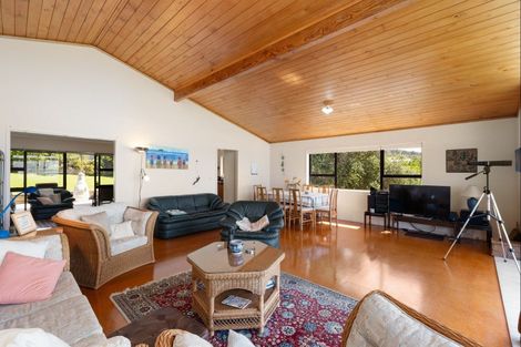 Photo of property in 12 Wairahi Road, Langs Beach, Waipu, 0582