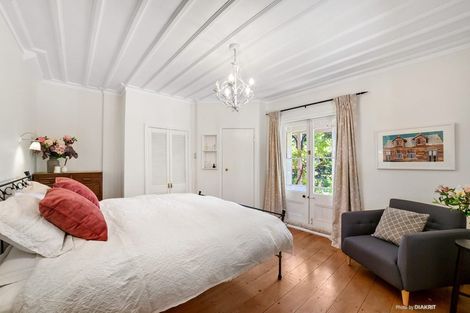 Photo of property in 16 Jellicoe Street, Greytown, 5712