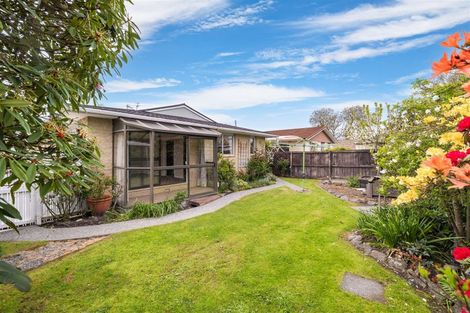 Photo of property in 35 Oldwood Street, Bishopdale, Christchurch, 8053