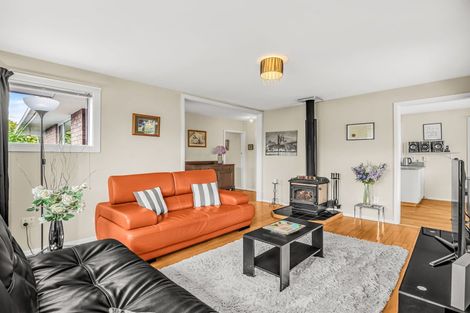 Photo of property in 239 Burwood Road, Burwood, Christchurch, 8083