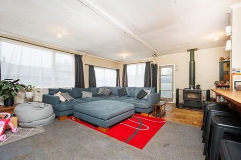 Photo of property in 80 Willoughby Street, Halcombe, Feilding, 4779