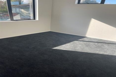 Photo of property in 2 Greenhaven Avenue, Papakura, 2113