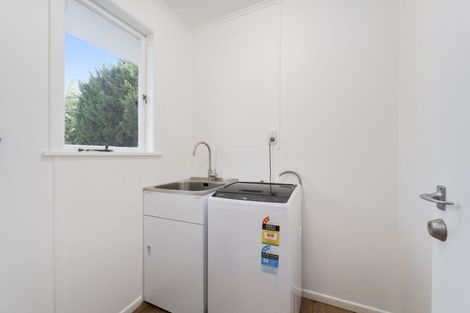 Photo of property in 21 Arlette Place, Massey, Auckland, 0614