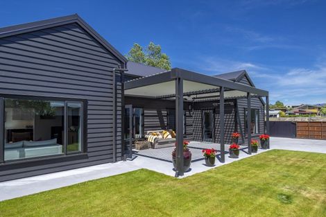 Photo of property in 65 Centennial Avenue, Arrowtown, 9302