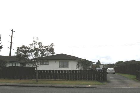 Photo of property in 41 Meadowood Drive, Unsworth Heights, Auckland, 0632