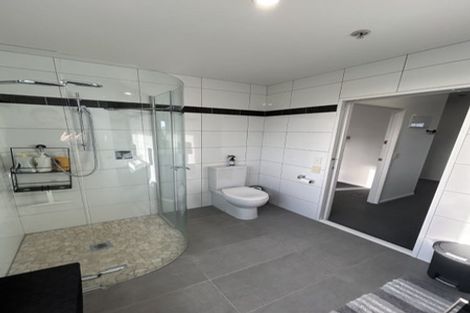 Photo of property in 2/51 Dive Crescent, Tauranga, 3110