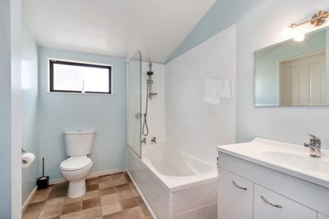 Photo of property in 9 Ludlow Place, Parklands, Christchurch, 8083