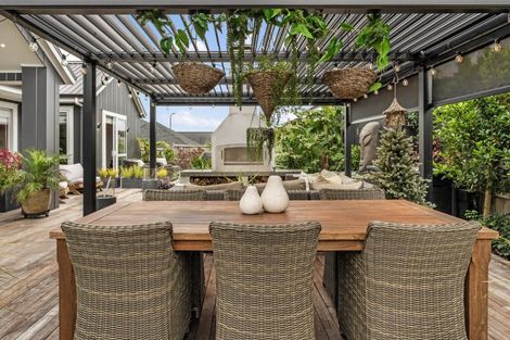 Photo of property in 61 Pitoitoi Drive, Riverhead, 0820