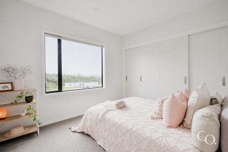 Photo of property in 42 Te Auhi Way, Welcome Bay, Tauranga, 3112