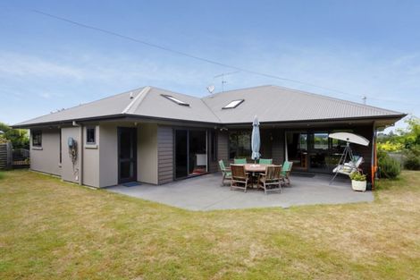 Photo of property in 2 Julies Way, Rangatira Park, Taupo, 3330