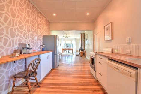 Photo of property in 9 Essex Street, Mossburn, 9792