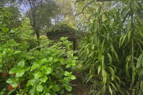 Photo of property in 72 Avenue North Road, Levin, 5510