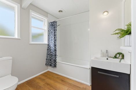 Photo of property in 14 Plunket Street, Durie Hill, Whanganui, 4500