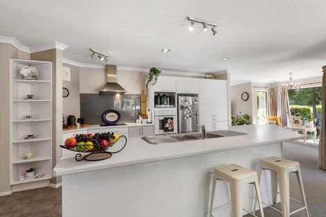 Photo of property in 12 Rangiwhea Road, Waiuku, 2123