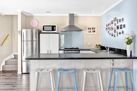 Photo of property in 40 Hobart Drive, Spotswood, New Plymouth, 4310