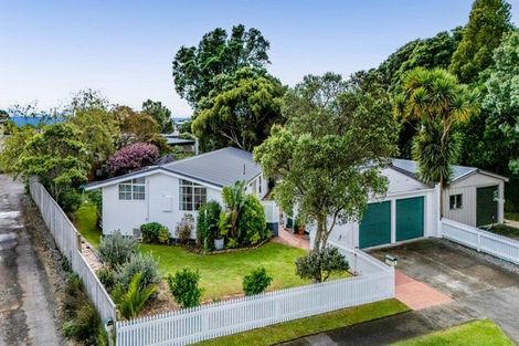 Photo of property in 5 Prudence Place, Oakura, 4314