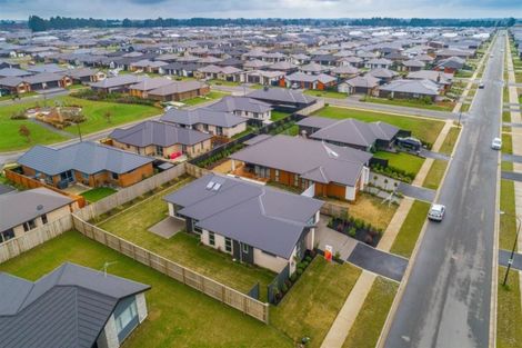 Photo of property in 100 Ledbury Drive, Rolleston, 7615