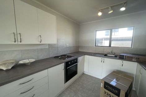 Photo of property in 2/48 Coxhead Road, Manurewa, Auckland, 2102