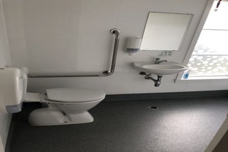 Photo of property in 655 Ferry Road, Woolston, Christchurch, 8023