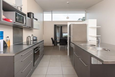 Photo of property in 15/2 Onslow Road, Khandallah, Wellington, 6035