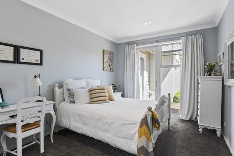 Photo of property in 7 Westall Lane, Avonhead, Christchurch, 8042