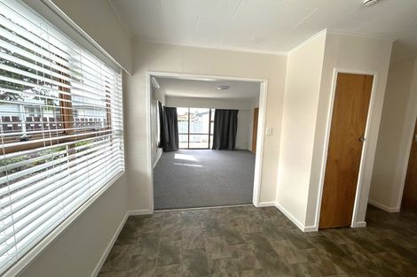 Photo of property in 2/17 Ranfurly Street, Tamatea, Napier, 4112