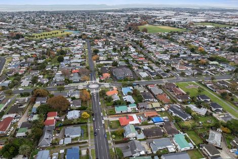 Photo of property in 2/11 Halsey Road, Manurewa, Auckland, 2102