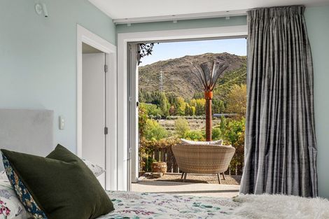 Photo of property in 21 Sunderland Street, Clyde, 9330