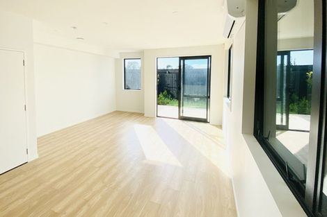 Photo of property in 32b/1 Westgate Drive, Massey, Auckland, 0614