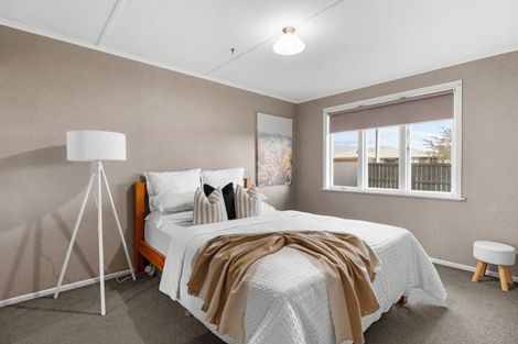 Photo of property in 16 Basley Road, Owhata, Rotorua, 3010