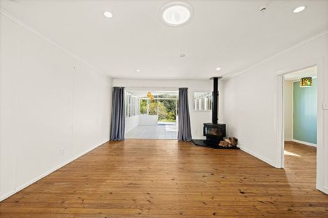 Photo of property in 30 Point Wells Road, Point Wells, Warkworth, 0986