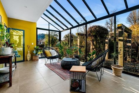 Photo of property in 8b Minaret Ridge, Wanaka, 9305