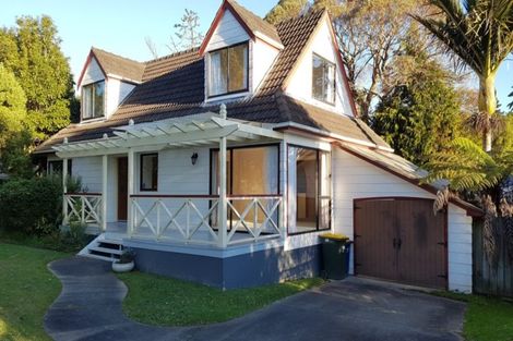 Photo of property in 28 Sunward Rise, Glenfield, Auckland, 0629