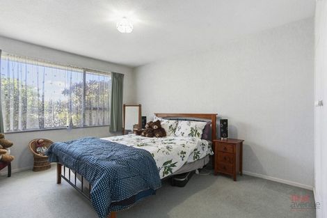 Photo of property in 71 Royal Park Drive, Parklands, Christchurch, 8083