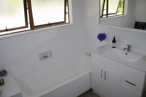 Photo of property in 1/31 Hauraki Road, Hauraki, Auckland, 0622