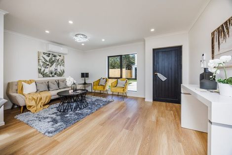 Photo of property in 16c Friesian Drive, Mangere, Auckland, 2022