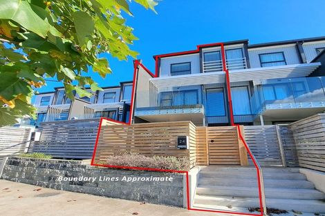 Photo of property in 24 Memorial Park Lane, Hobsonville, Auckland, 0618