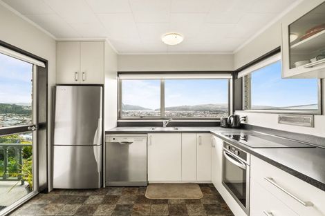Photo of property in 62 Easther Crescent, Kew, Dunedin, 9012