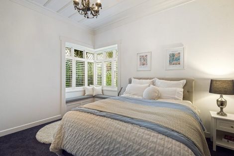 Photo of property in 1 Milton Road, Northcote Point, Auckland, 0627