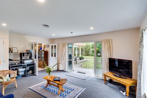Photo of property in 44 Pukekura Place, Taradale, Napier, 4112