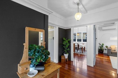 Photo of property in 66 Galloway Street, Hamilton East, Hamilton, 3216