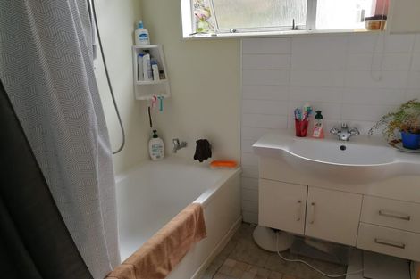 Photo of property in 86f1 Kilbirnie Crescent, Kilbirnie, Wellington, 6022