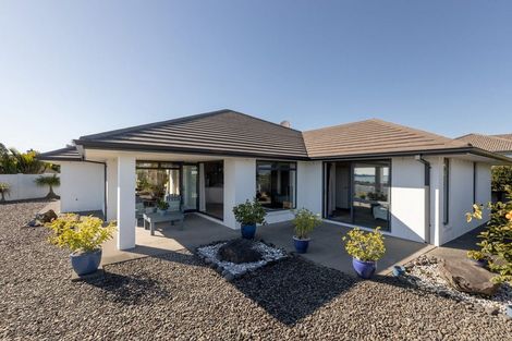Photo of property in 35 Holyoake Terrace, Omokoroa, 3114