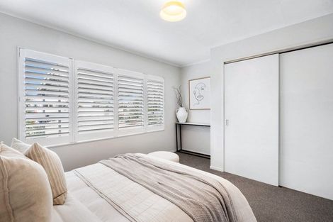 Photo of property in 1 Balmoral Street, Taradale, Napier, 4112