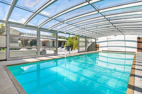 Photo of property in 360 Paremata Road, Whitby, Porirua, 5381