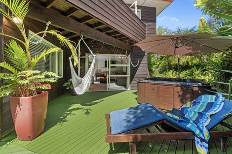 Photo of property in 2/13 Arran Road, Browns Bay, Auckland, 0630