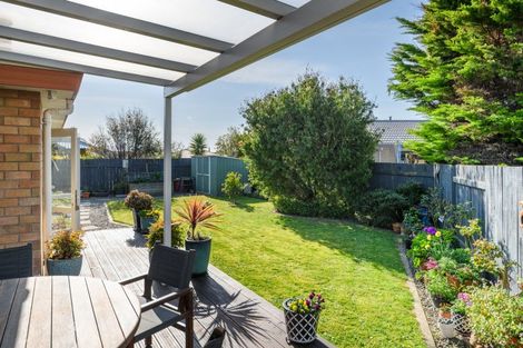 Photo of property in 101 Peter Hall Drive, Kelvin Grove, Palmerston North, 4414